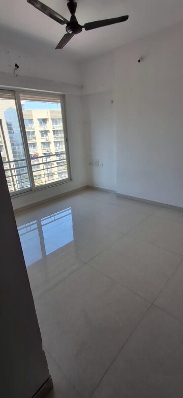 Room in 1 BHK Apartment at Gurukrupa Marina Enclave, Malad West – for Rent