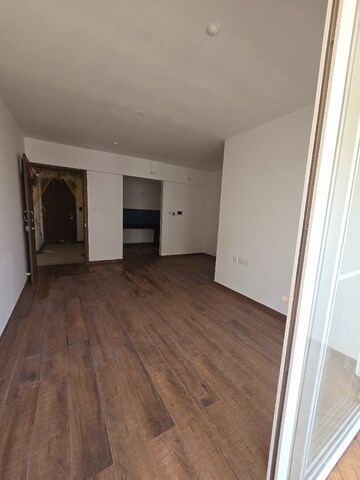 Room in 2 BHK Apartment at VTP Cygnus, Kharadi – for Rent
