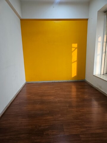 Room in 3.5 BHK Apartment at Shrishti Synchronicity, Chandivali – for Rent