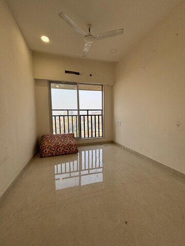 Room in 3 BHK Apartment at Sidhivinayak Hill Ridge, Powai – for Rent