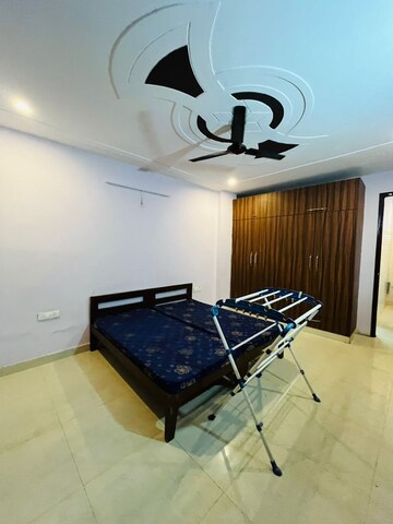 Master Bedroom in 2 BHK Builder Floor at Sector 52 – for Rent