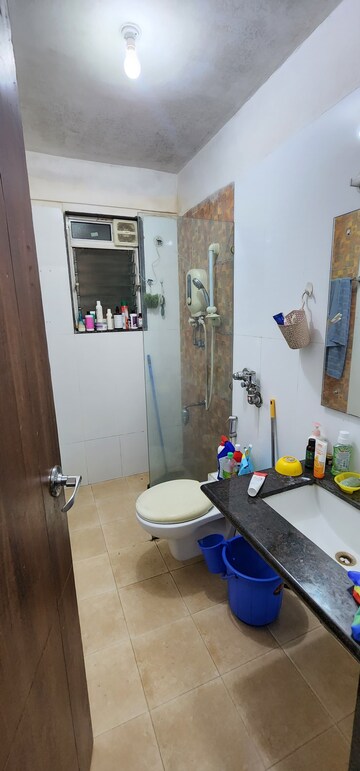 Master Bedroom in 3 BHK Apartment at Shrishti Synchronicity, Chandivali – for Rent