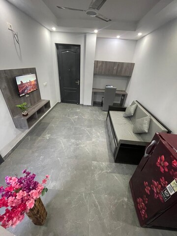 Living Room in 1 BHK Builder Floor at Sector 42 – for Rent