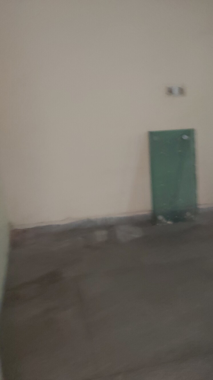 Room, mayur vihar 3.5 Bedroom 1250 Sq.Ft. Apartment In Mayur Vihar Delhi 8206906