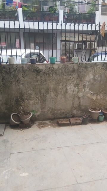 3.5 BHK Apartment – Exterior View View at Mayur Vihar - for Sale