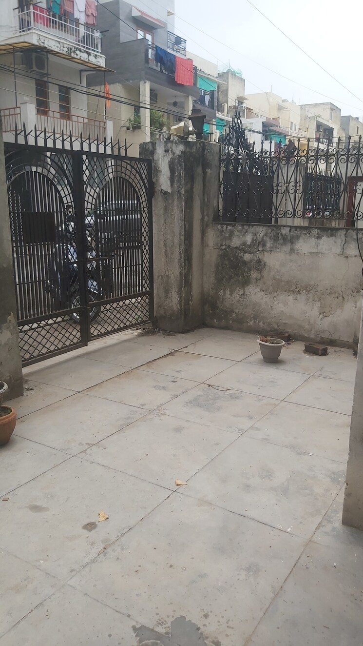 Exterior View, mayur vihar 3.5 Bedroom 1250 Sq.Ft. Apartment In Mayur Vihar Delhi 8206906