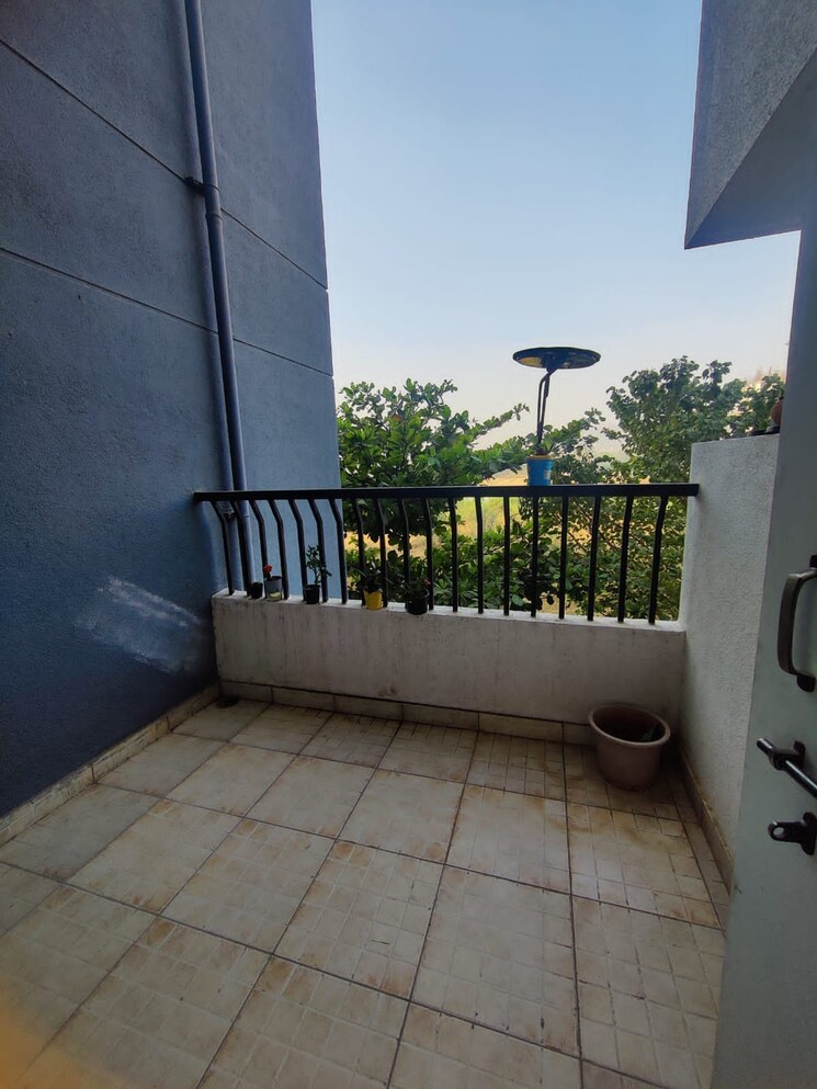 Balcony, yashwin-jeevan-and-orchid 2 Bedroom 805 Sq.Ft. Apartment In Sus Pune 8206914