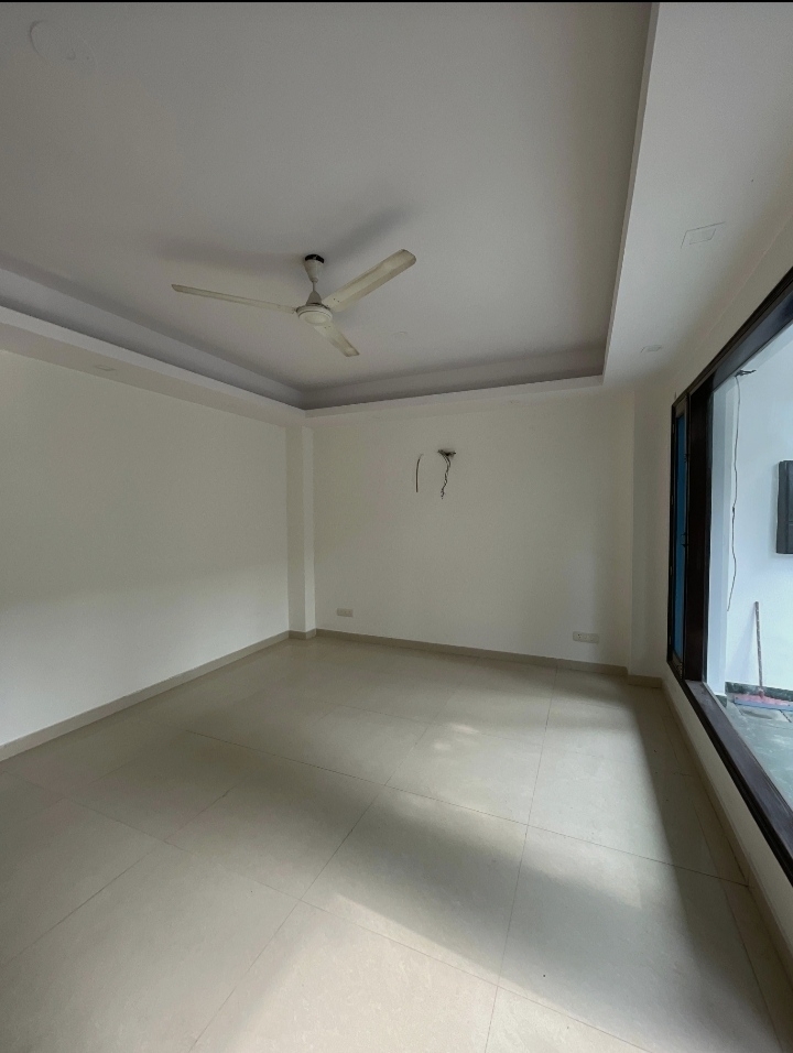 3.5 BHK + Pooja Room,Study Room,Extra Room Independent House For Sale in Rwa Sector - 48, Noida 