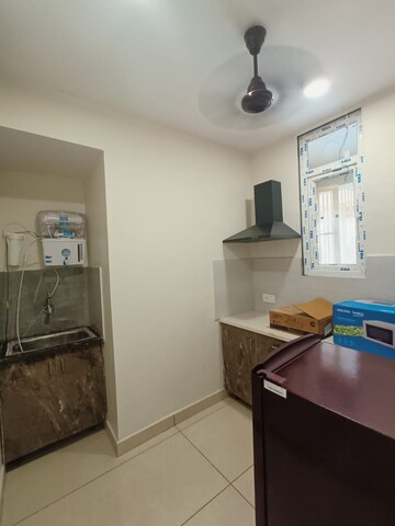 Kitchen in 1 BHK Builder Floor at Sector 38 – for Rent