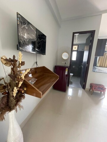 Staircase in 1 RK Builder Floor at Sector 52 – for Rent