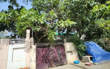 Plot For Sale in Sector 15a