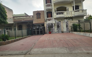 4 BHK Independent House For Sale in Sector 9
