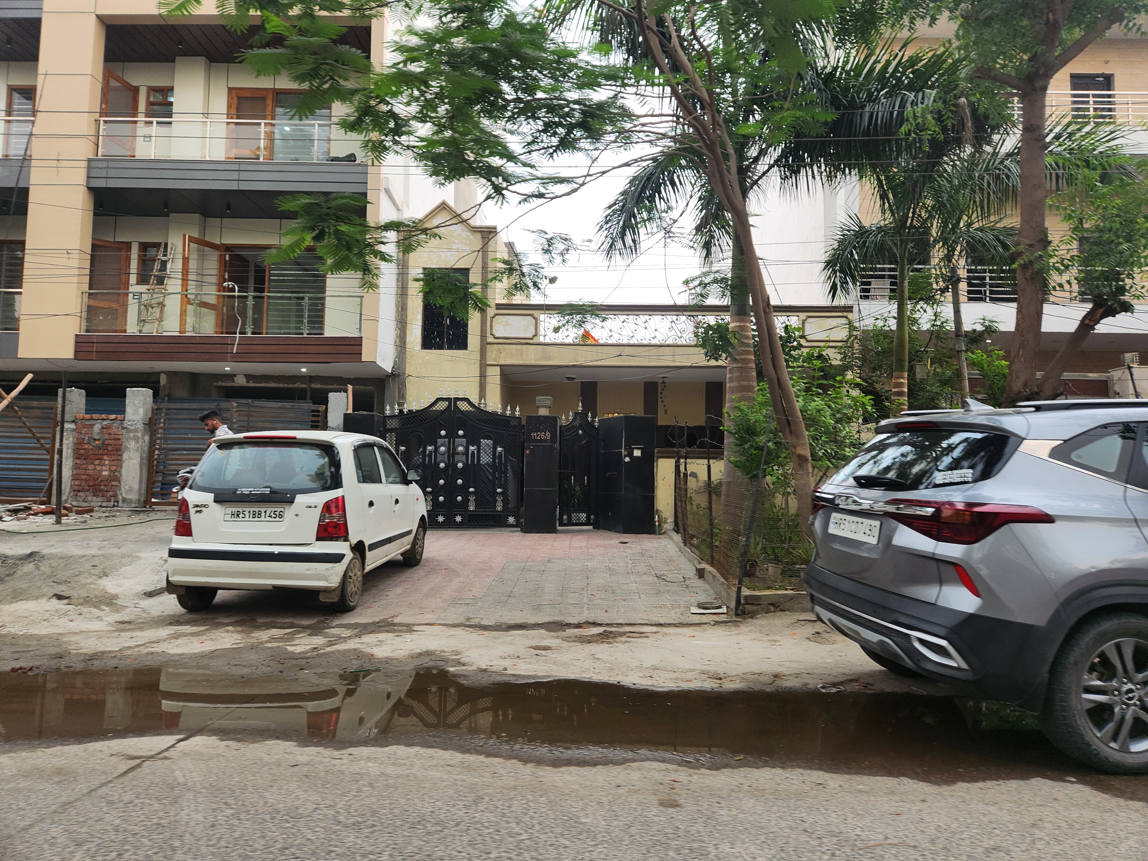 4 BHK + Study Room,Extra Room Independent House For Sale in Sector 15A