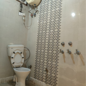 Bathroom in 2 BHK Builder Floor at Govindpuri – for Rent