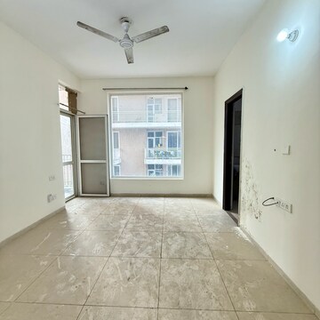 Room in 3 BHK Apartment at Sushma Crescent, Dhakoli Village – for Rent