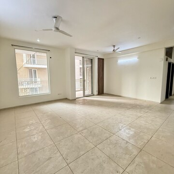 Room in 3 BHK Apartment at Sushma Crescent, Dhakoli Village – for Rent