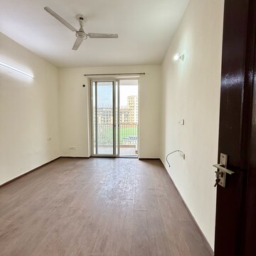Room in 3 BHK Apartment at Sushma Crescent, Dhakoli Village – for Rent
