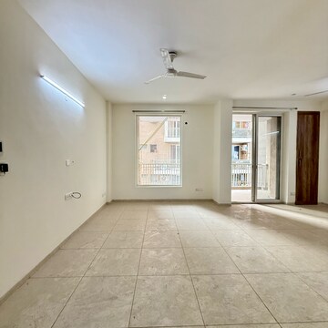 Room in 3 BHK Apartment at Sushma Crescent, Dhakoli Village – for Rent