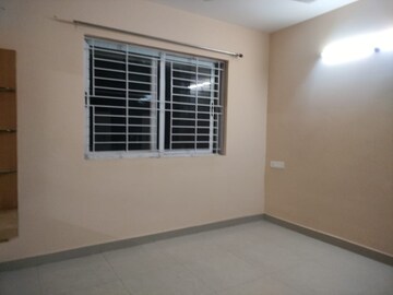 Room in 2 BHK Apartment at Rajapushpa Provincia, Narsingi – for Rent