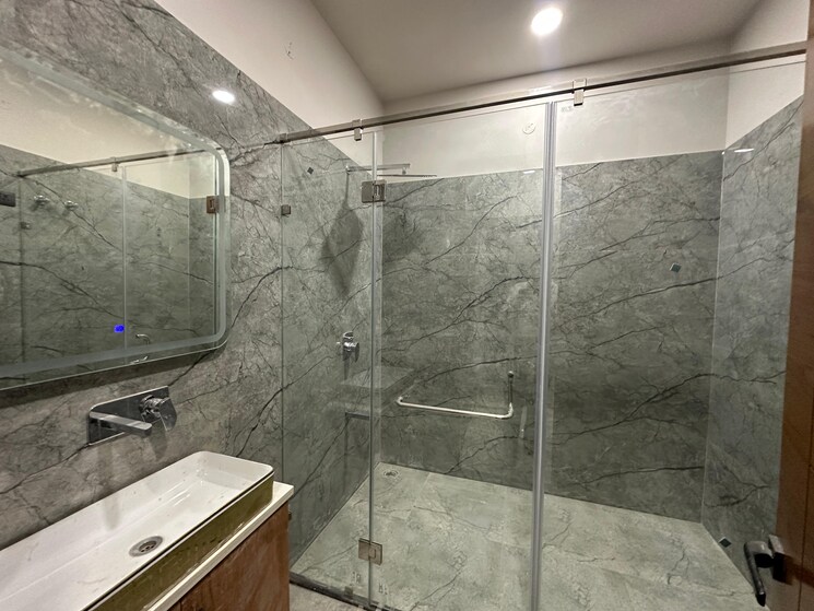 Bathroom, raja park 3 Bedroom 2050 Sq.Ft. Apartment In Raja Park Jaipur 8207143