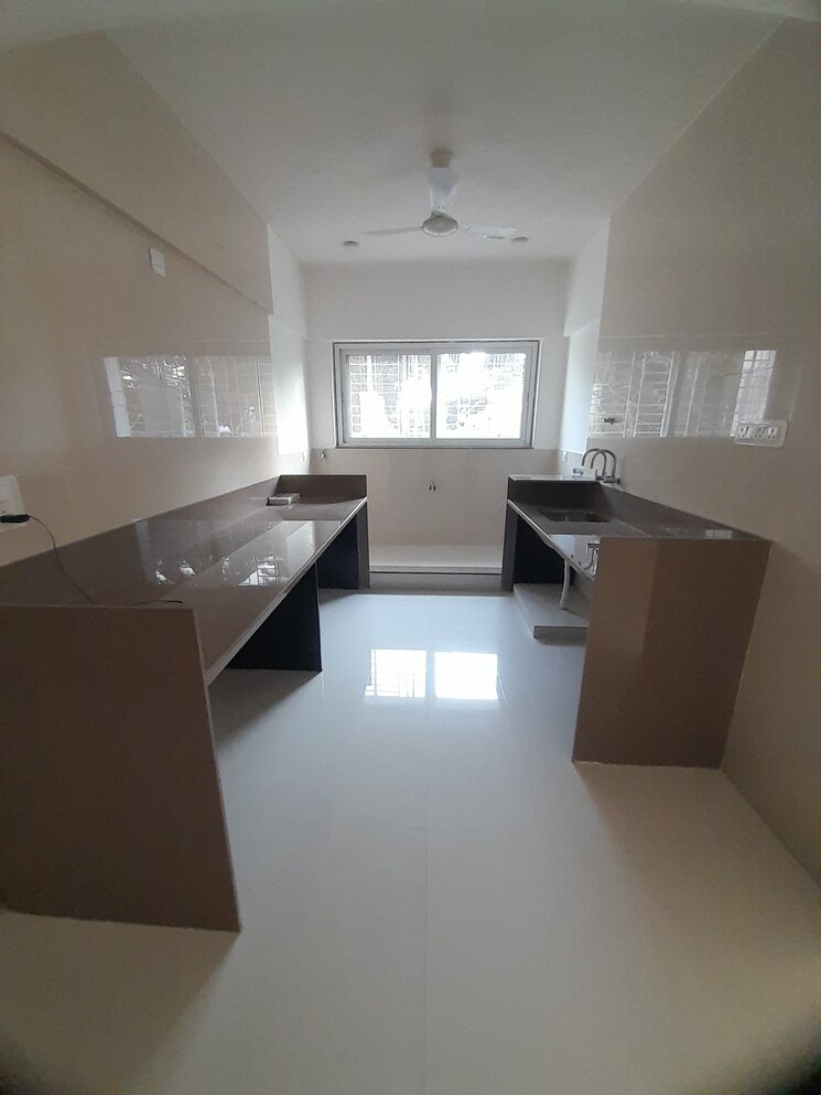 Kitchen, mitra-mandal 4 Bedroom 1840 Sq.Ft. Apartment In Parvati Paytha Pune 8207177