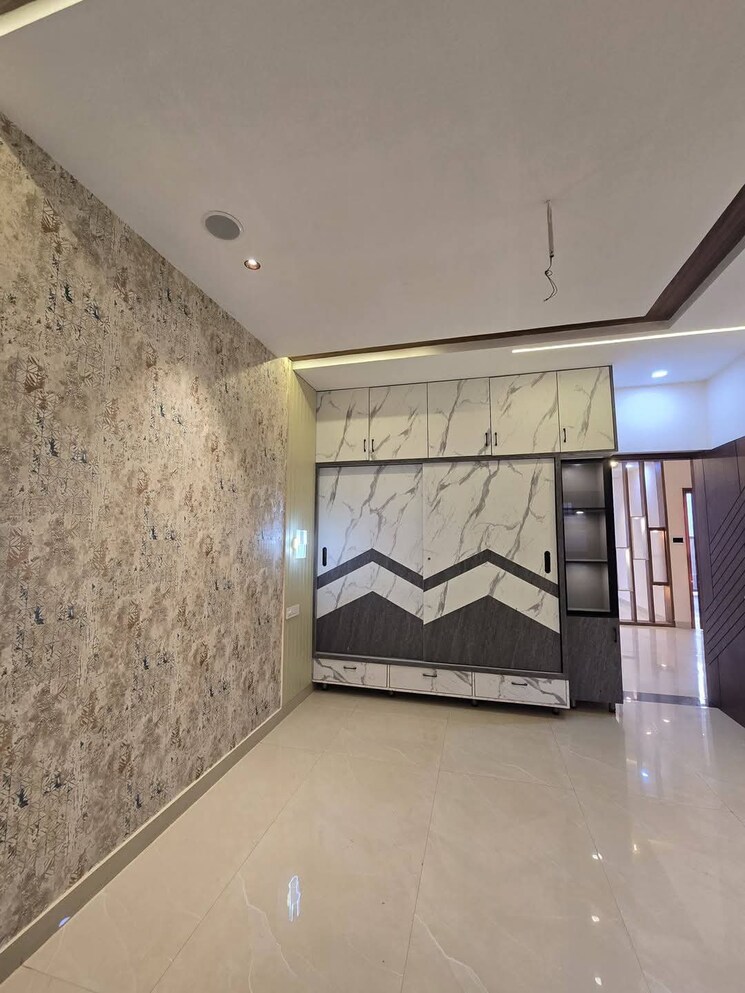 Room, sunny enclave 4 Bedroom 185 Sq.Yd. Independent House In Sunny Enclave Mohali 8207185