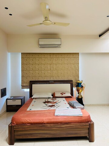 Bedroom in 3 BHK Apartment at Rajapushpa Provincia, Narsingi – for Rent