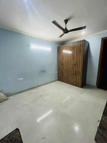 Room in 2 BHK Builder Floor at Sector 47 – for Rent