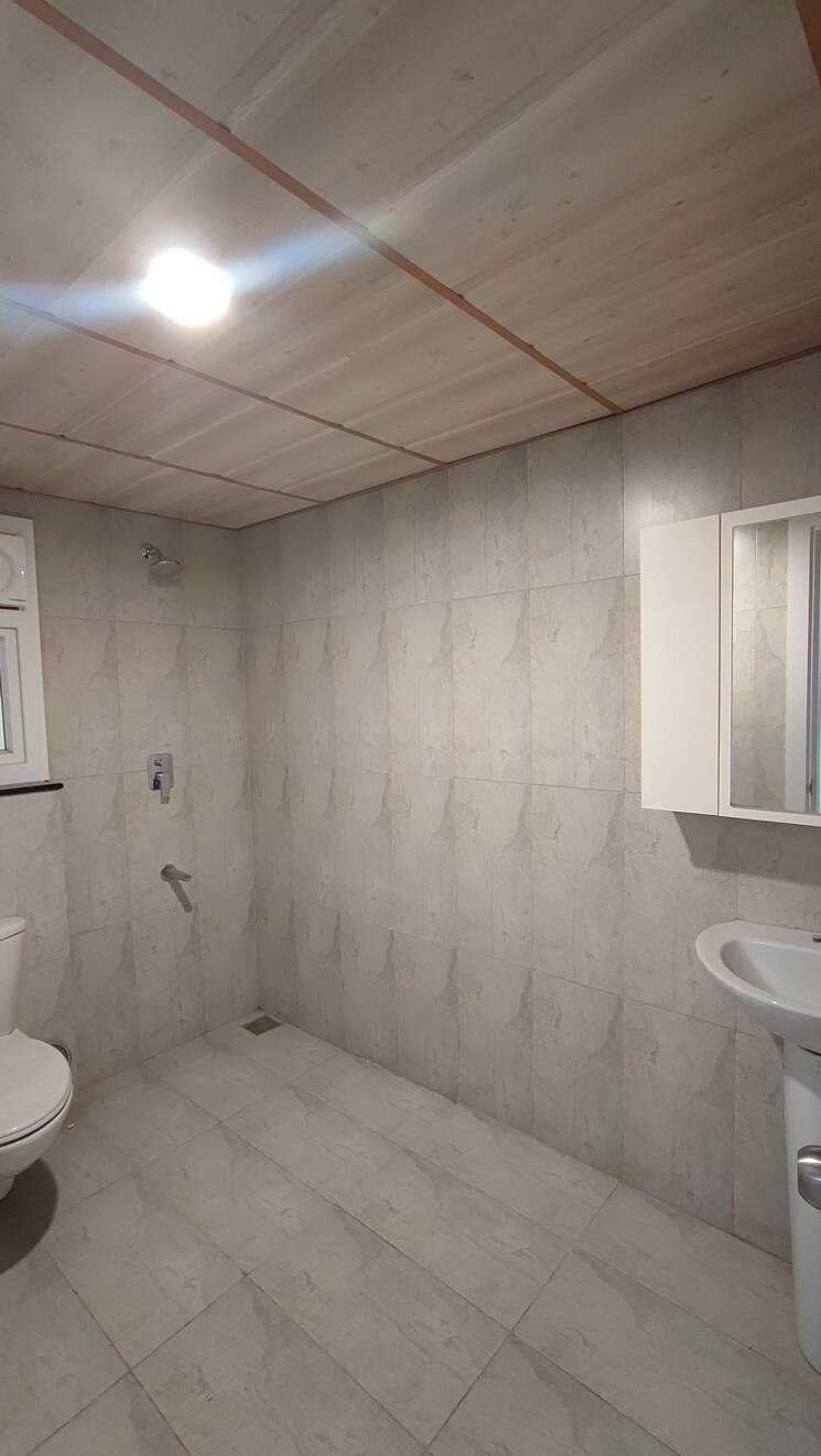 Bathroom, rajapushpa-provincia 3 Bedroom 2020 Sq.Ft. Apartment In Narsingi Hyderabad 8207219
