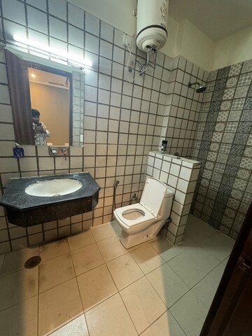 Bathroom in 2 BHK Builder Floor at Sector 47 – for Rent