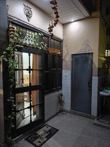 Kitchen in 2 BHK Builder Floor at Sector 38 – for Rent