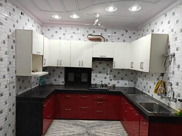 Kitchen in 2 BHK Builder Floor at Sector 38 – for Rent