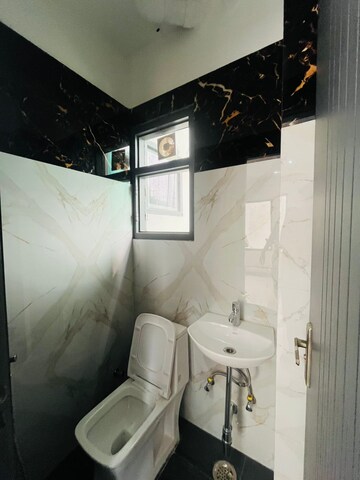 Master Bedroom in 2 BHK Builder Floor at Sector 38 – for Rent