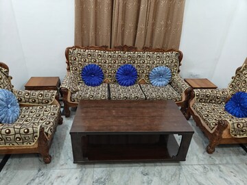 Living Room in 2 BHK Builder Floor at Sector 38 – for Rent