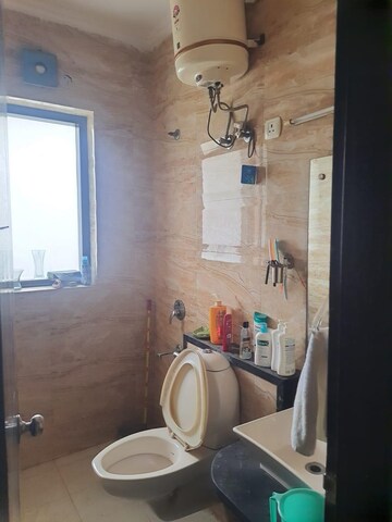 Bathroom in 2 BHK Builder Floor at Sector 40 – for Rent