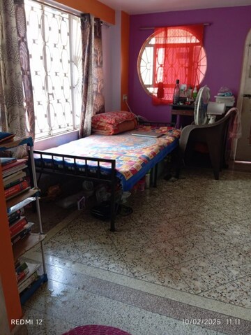 Room in  Pg at Tollygunge – for Rent