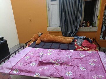 Room in  Pg at Tollygunge – for Rent