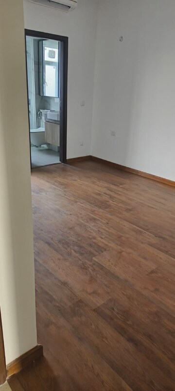 Room in 2 BHK Apartment at Pivotal Devaan, Sector 84 – for Rent