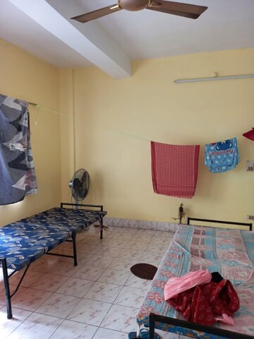 Room in  Pg at Tollygunge – for Rent