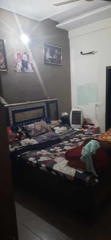 Bedroom in 3 BHK Builder Floor at Ghazipur – for Sale