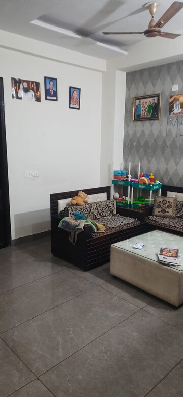 Bedroom in 3 BHK Builder Floor at Ghazipur – for Sale