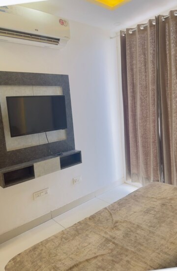Furnished Amenities in 3 BHK Builder Floor at Dhakoli Village – for Sale