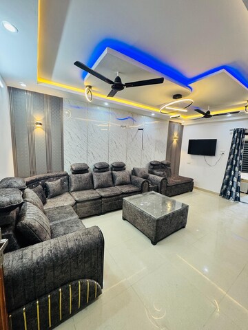 Living Room in 1 BHK Builder Floor at Pir Machalla – for Rent