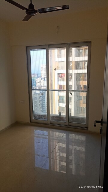2 BHK Apartment For Rent in Shree Ramdev Ritu Heights, Mira Road