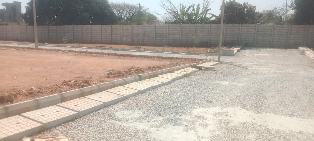 Plot For Sale in Budigere Road