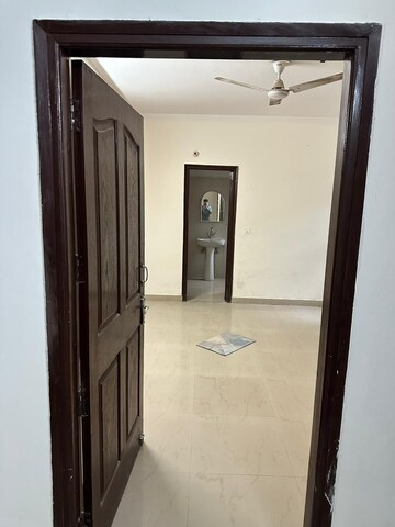 Building Lobby in 3 BHK Builder Floor at Peer Mucchalla – for Rent