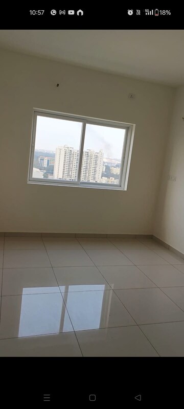 Room in 3 BHK Apartment at Vajram Newtown, Thanisandra Main Road – for Sale