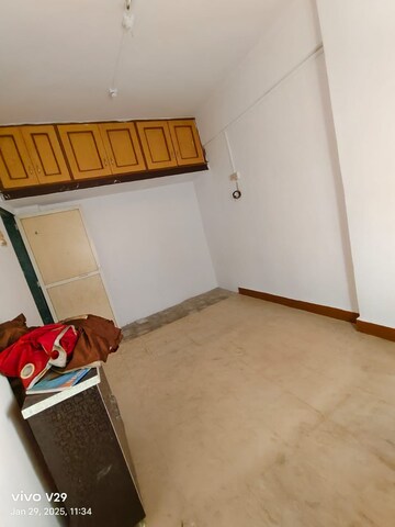 Room in 1 BHK Apartment at Dombivli West – for Rent