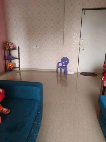 Furnished Amenities in 3 BHK Apartment at Dheeraj Insignia, Bandra East – for Rent