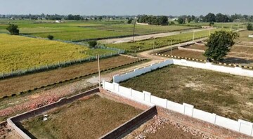 Plot Area in  Plot at Gomti Nagar – for Sale